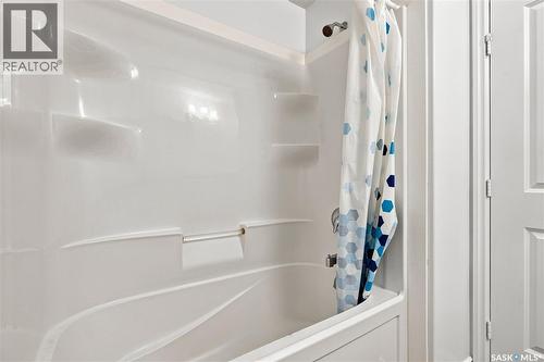 501 110 Akhtar Bend, Saskatoon, SK - Indoor Photo Showing Bathroom