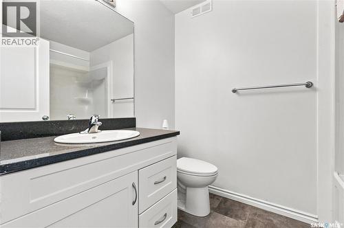 501 110 Akhtar Bend, Saskatoon, SK - Indoor Photo Showing Bathroom