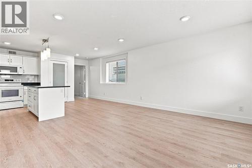 501 110 Akhtar Bend, Saskatoon, SK - Indoor Photo Showing Kitchen