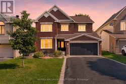 42 GLENRILL PLACE S  Ottawa, ON K2M 2T5