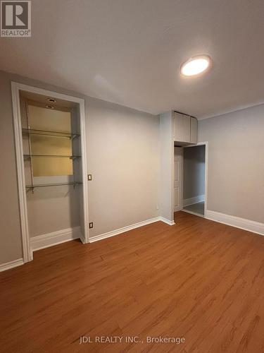 MAIN FLOOR - 593 BATHURST STREET , Toronto, Ontario M5S 2P8 5
