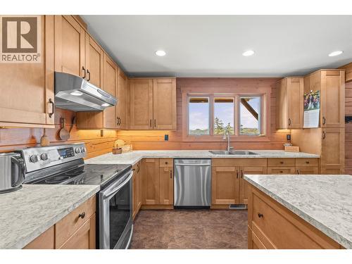 9371 6 Highway, Coldstream, BC - Indoor Photo Showing Kitchen With Double Sink
