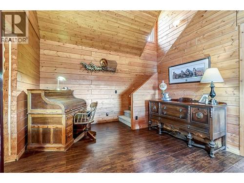 9371 6 Highway, Coldstream, BC - Indoor Photo Showing Other Room
