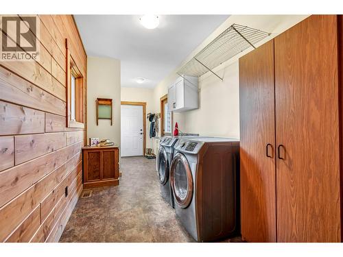 9371 6 Highway, Coldstream, BC - Indoor Photo Showing Laundry Room