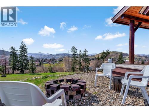9371 6 Highway, Coldstream, BC - Outdoor