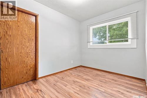 1915 Dufferin Avenue, Saskatoon, SK - Indoor Photo Showing Other Room
