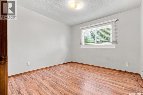 1915 Dufferin Avenue, Saskatoon, SK - Indoor Photo Showing Other Room