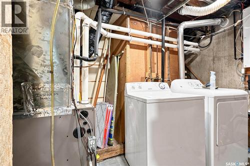 1915 Dufferin Avenue, Saskatoon, SK - Indoor