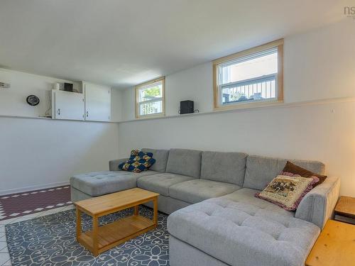 1 Mckenzie Drive, Middleton, NS - Indoor Photo Showing Living Room