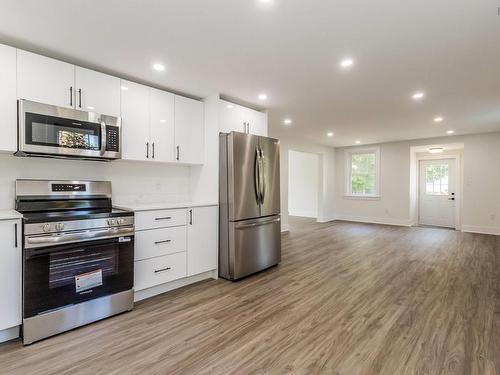 155 Wiley Avenue, Windsor, NS - Indoor Photo Showing Kitchen With Stainless Steel Kitchen
