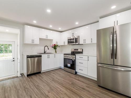 155 Wiley Avenue, Windsor, NS - Indoor Photo Showing Kitchen With Stainless Steel Kitchen With Upgraded Kitchen