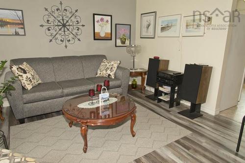 1027 Marie Crescent, Kentville, NS - Indoor Photo Showing Living Room