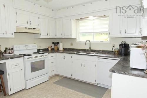 1027 Marie Crescent, Kentville, NS - Indoor Photo Showing Kitchen With Double Sink