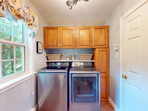 2671 Mountain View Road, Coldbrook, NS - Indoor Photo Showing Laundry Room