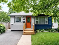 3581 Acadia Street  Halifax, NS B3K 3P5