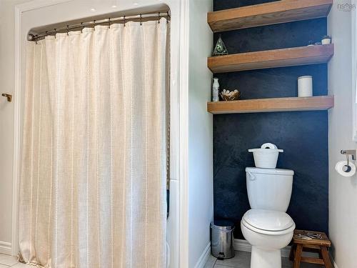 20 Norma Court, New Glasgow, NS - Indoor Photo Showing Bathroom