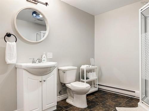 20 Norma Court, New Glasgow, NS - Indoor Photo Showing Bathroom