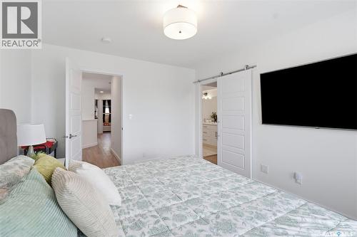 421 Germain Manor, Saskatoon, SK - Indoor Photo Showing Bedroom
