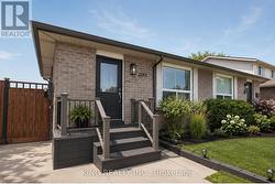 2613 CARISSA AVENUE Windsor, ON N8R 2J8