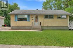 4825 Sherwood DRIVE  Regina, SK S4R 4B9