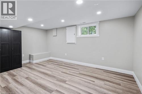 1041 Shepherd'S Drive, Burlington, ON - Indoor