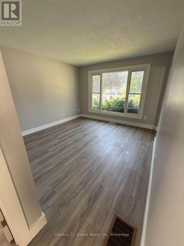 2012 FOXFARM ROAD , Peterborough (Monaghan Ward 2), Ontario K9K 1P8 3