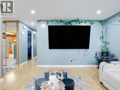 128 Macatee Place, Cambridge, ON - Indoor