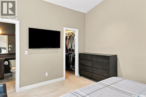 201 1St Street E, Saskatoon, SK - Indoor Photo Showing Bedroom