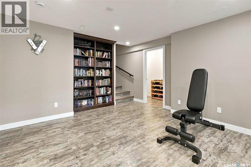 201 1St Street E, Saskatoon, SK - Indoor