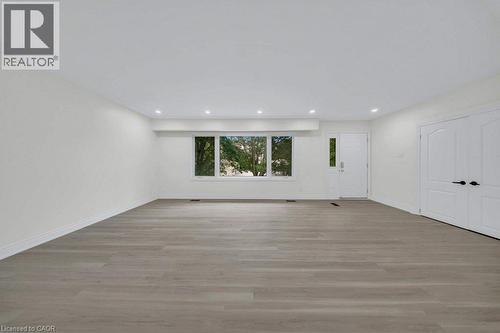 396 Hazel Street, Waterloo, ON - Indoor Photo Showing Other Room