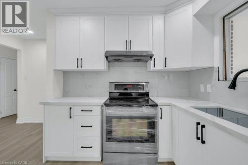 396 Hazel Street, Waterloo, ON - Indoor Photo Showing Kitchen