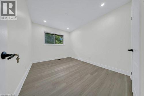 396 Hazel Street, Waterloo, ON - Indoor Photo Showing Other Room