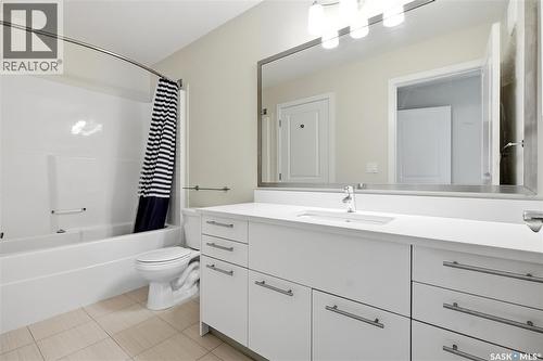 309 410 Hunter Road, Saskatoon, SK - Indoor Photo Showing Bathroom