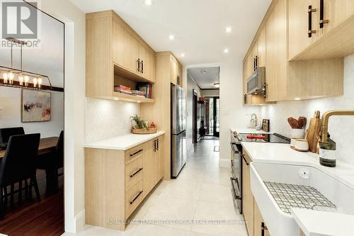 262 Belsize Drive, Toronto, ON - Indoor Photo Showing Kitchen With Upgraded Kitchen