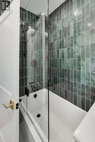 262 Belsize Drive, Toronto, ON - Indoor Photo Showing Bathroom
