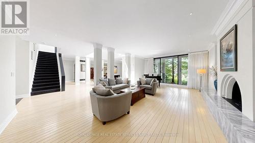5 Abrams Place, Toronto, ON - Indoor