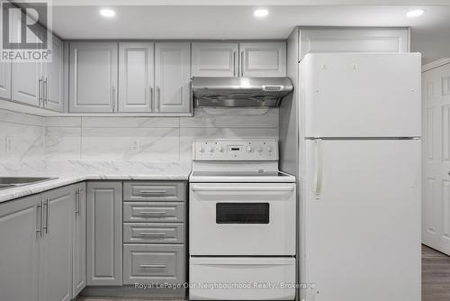 BSMT - 206 SUNNY MEADOW BOULEVARD , Brampton, Ontario L6R 2Y7 3
