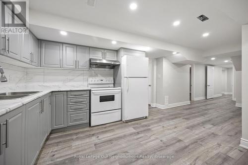 BSMT - 206 SUNNY MEADOW BOULEVARD , Brampton, Ontario L6R 2Y7 4
