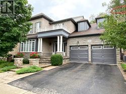 3385 LIPTAY AVENUE  Oakville (Bc Bronte Creek), ON L6M 0M8