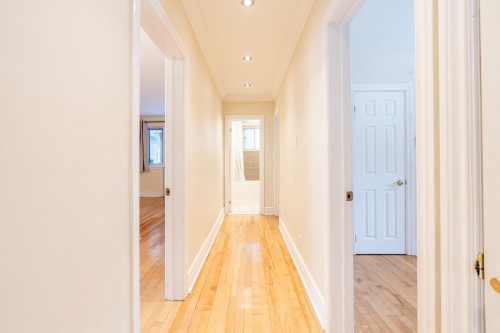Corridor - 181 Rue Dufferin, Hampstead, QC - Indoor Photo Showing Other Room