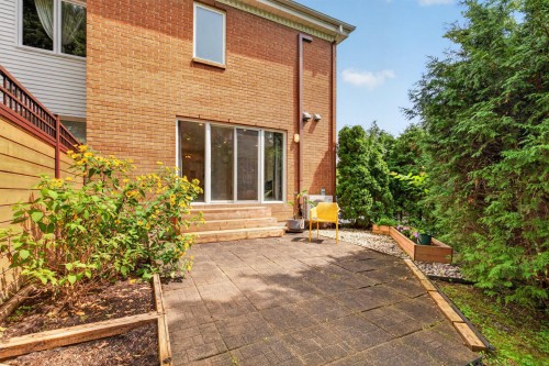 Cour - 681 Crois. De Namur, Saint-Lambert, QC - Outdoor With Exterior