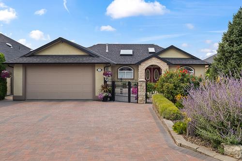 3388 Ridge Boulevard  West Kelowna, BC V4Y 2V6