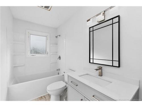 20 Connaught Ave, Moncton, NB 