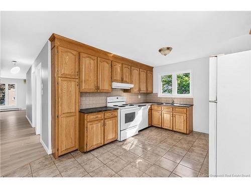 20 Connaught Ave, Moncton, NB 