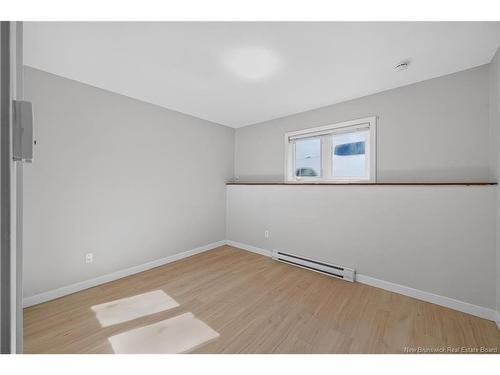 20 Connaught Ave, Moncton, NB 