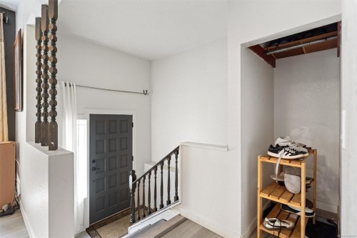 588 Heatherly Rd, Colwood, BC 