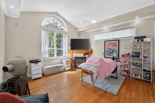 6093 Chippewa Rd, Duncan, BC 