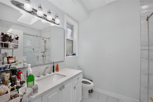 6093 Chippewa Rd, Duncan, BC 