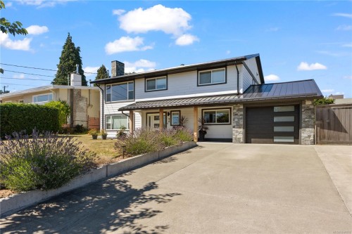 34 Mclean St, Campbell River, BC 