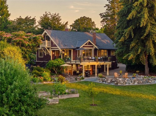 104 Forward Rd, Ladysmith, BC 